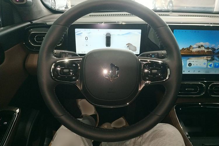 Used Leapmotor C01 2023 630 All-Wheel-Drive Performance Version Steering Wheel