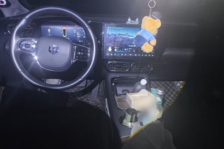 Used Leapmotor C01 2023 606 Smart Edition Center Console