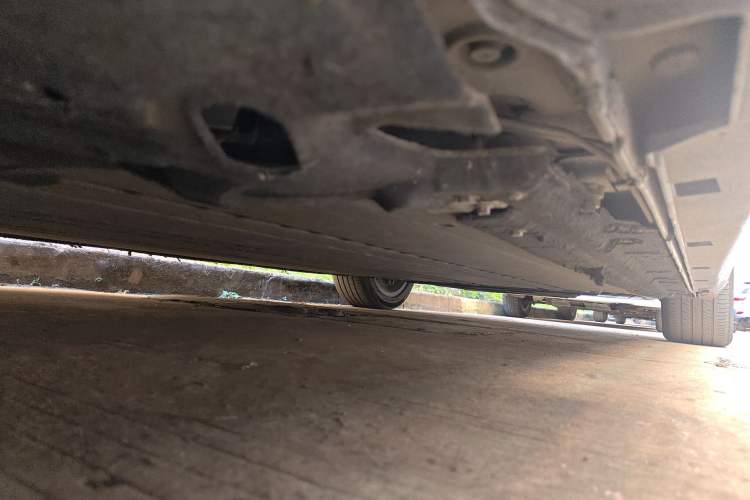 Used Leapmotor C01 2023 525 Comfort Edition Chassis Front Left
