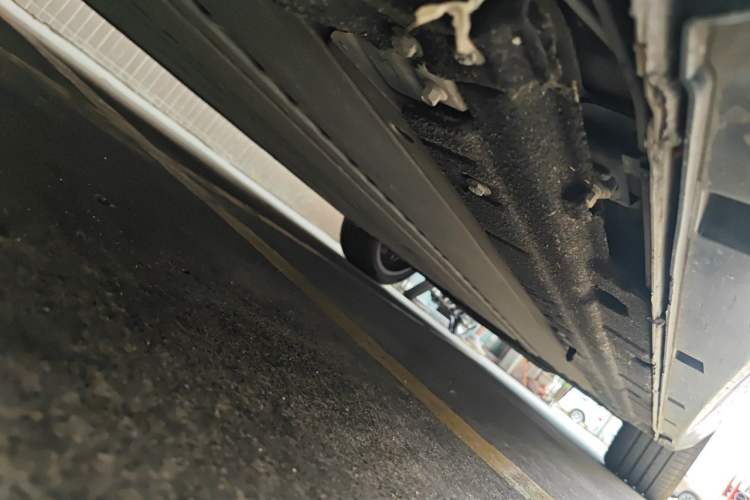 Used Leapmotor C01 2023 525 Comfort Edition Chassis Front Left