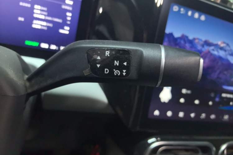 Used Leapmotor C01 2023 525 Comfort Edition Gear Lever