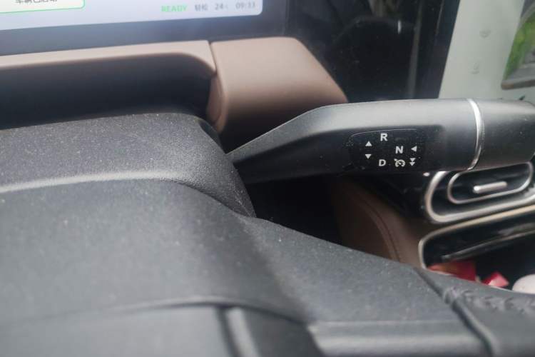 Used Leapmotor C01 2023 525 Comfort Edition Gear Lever
