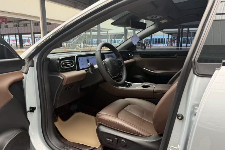 Used Leapmotor C01 2023 Extended-Range 316 Comfort Edition Interior 2