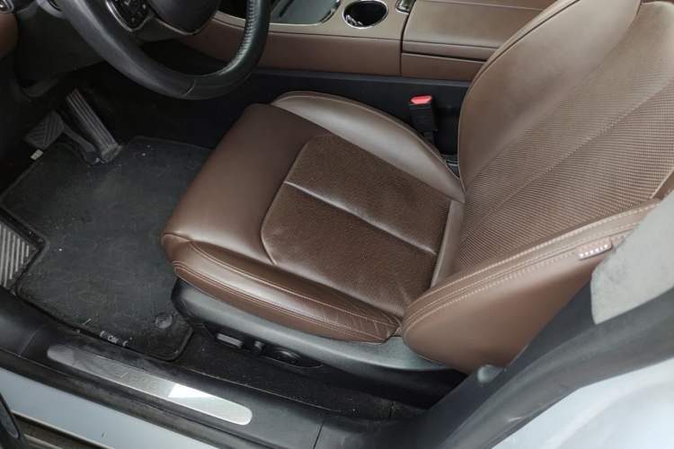 Used Leapmotor C01 2023 Range-Extended 316 Smart Edition Left Front Seat