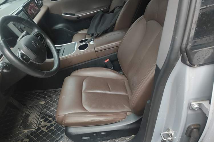 Used Leapmotor C01 2023 Range-Extended 216 Comfort Edition Left Front Seat