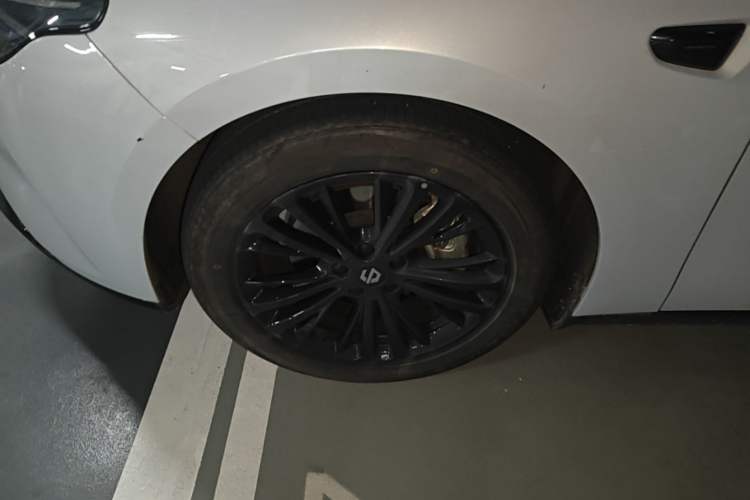Used Leapmotor C01 2023 525 Comfort Edition Left Front Wheel Hub
