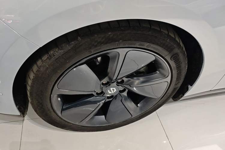 Used Leapmotor C01 2023 606 Smart Edition Left Front Wheel Hub