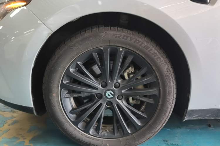 Used Leapmotor C01 2023 525 Comfort Edition Left Front Wheel Hub