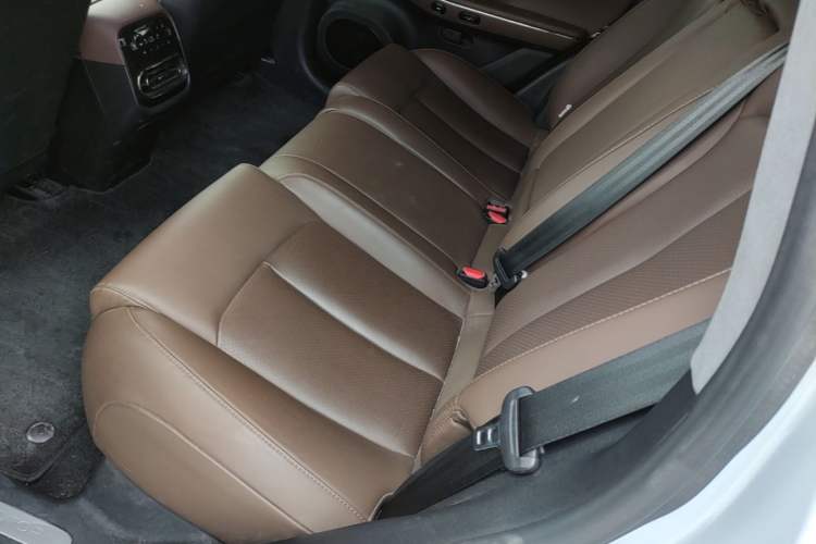 Used Leapmotor C01 2023 Range-Extended 316 Smart Edition Left Rear Seat
