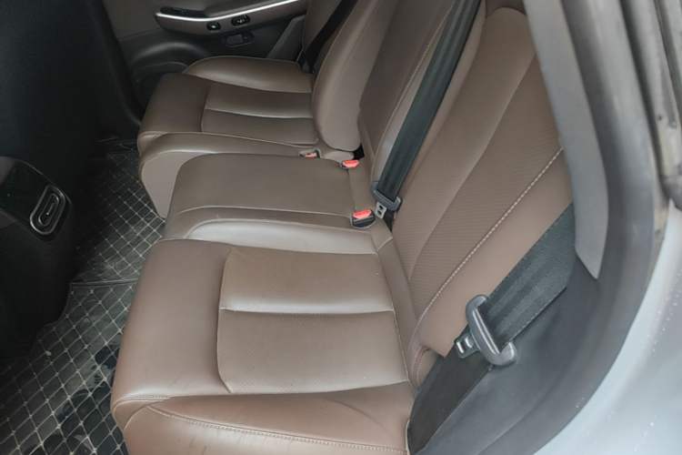 Used Leapmotor C01 2023 Range-Extended 216 Comfort Edition Left Rear Seat