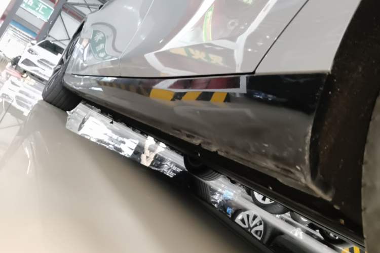 Used Leapmotor C01 2023 525 Comfort Edition Left Side Sill
