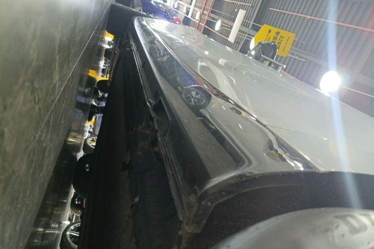 Used Leapmotor C01 2023 630 All-Wheel-Drive Performance Version Left Side Sill