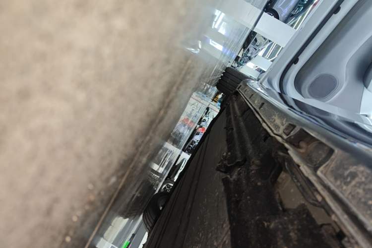 Used Leapmotor C01 2023 525 Comfort Edition Left Side Sill
