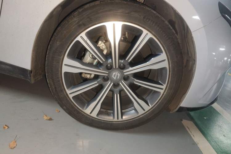 Used Leapmotor C01 2023 525 Comfort Edition Right Front Wheel Hub