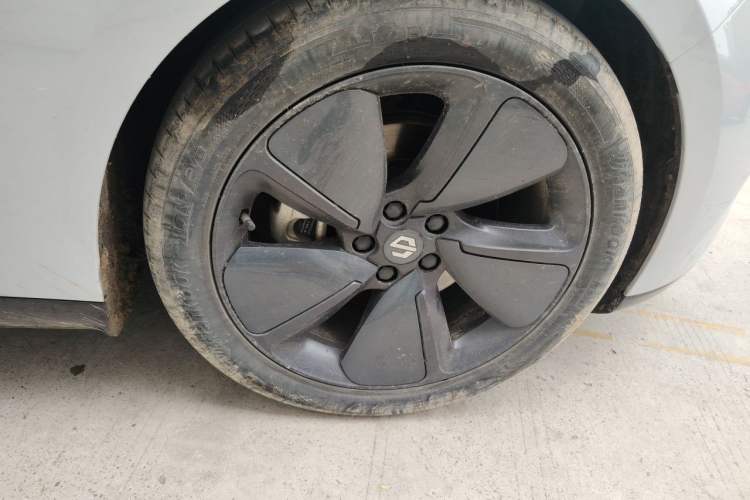 Used Leapmotor C01 2023 525 Comfort Edition Right Front Wheel Hub