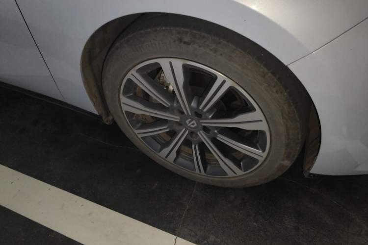 Used Leapmotor C01 2023 525 Comfort Edition Right Front Wheel Hub