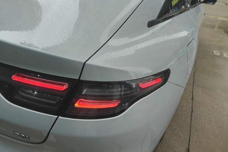 Used Leapmotor C01 2023 Range-Extended 216 Comfort Edition Right Rear Taillight