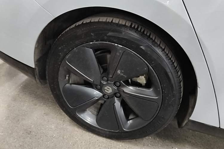 Used Leapmotor C01 2023 525 Comfort Edition Right Rear Wheel Hub