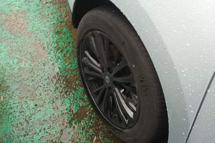 Used Leapmotor C01 2023 525 Comfort Edition Right Rear Wheel Hub