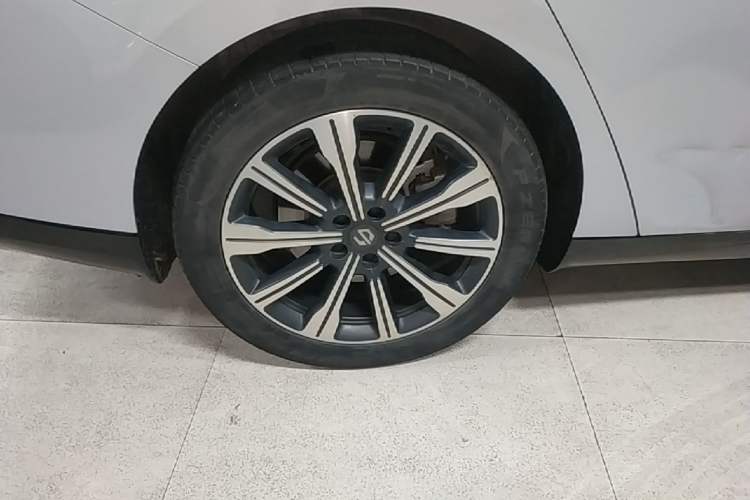Used Leapmotor C01 2023 525 Comfort Edition Right Rear Wheel Hub