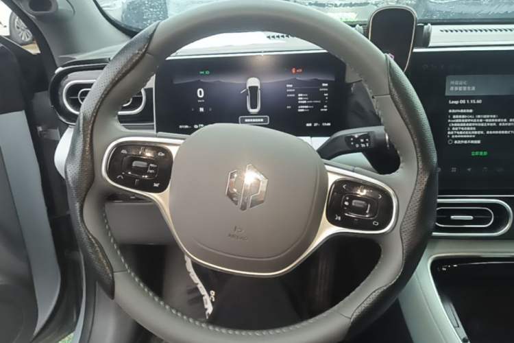 Used Leapmotor C01 2023 525 Comfort Edition Steering Wheel