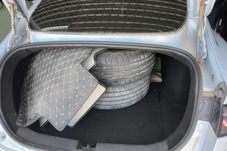 Used Leapmotor C01 2023 525 Comfort Edition Trunk