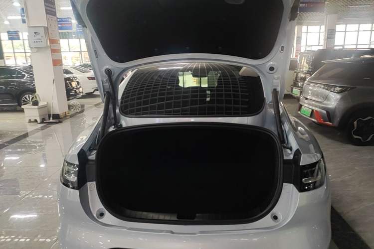 Used Leapmotor C01 2023 Range-Extended 316 Smart Edition Trunk