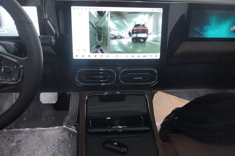 Used Leapmotor C01 2023 630 All-Wheel-Drive Performance Version Audio And AC Panel