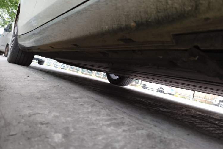 Used Leapmotor C01 2023 525 Comfort Edition Chassis Front Right