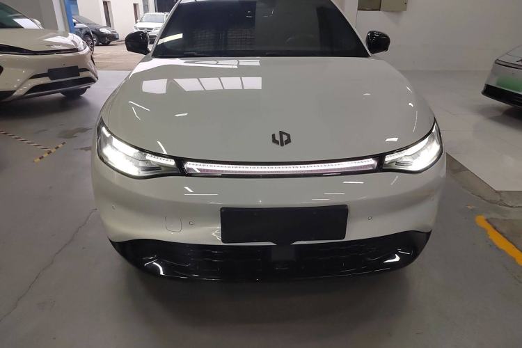 Used Leapmotor C01 2023 630 All-Wheel-Drive Performance Version Exterior 1