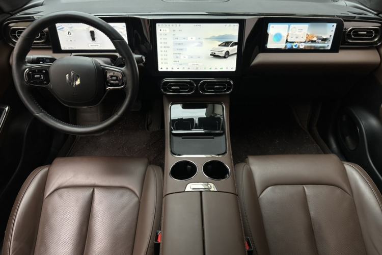 Used Leapmotor C01 2023 630 All-Wheel-Drive Performance Version Interior 1