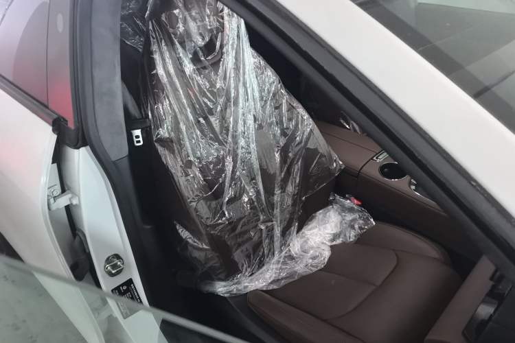 Used Leapmotor C01 2023 630 All-Wheel-Drive Performance Version Right Front Seat