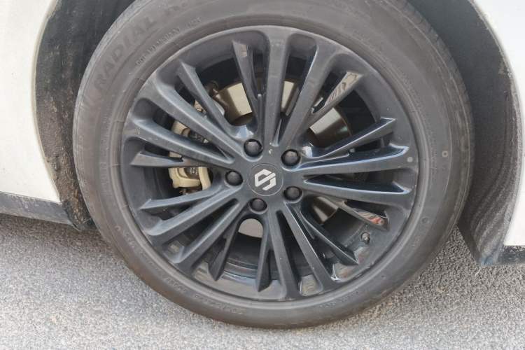 Used Leapmotor C01 2023 525 Comfort Edition Right Front Wheel Hub