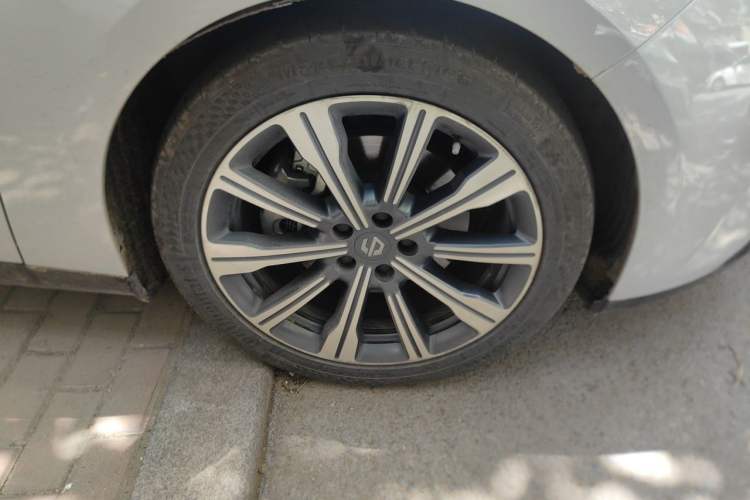 Used Leapmotor C01 2023 525 Comfort Edition Right Front Wheel Hub
