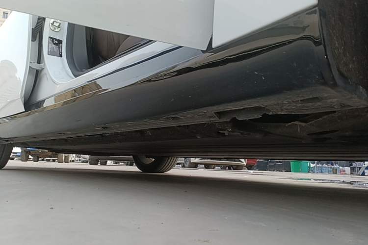 Used Leapmotor C01 2023 525 Comfort Edition Right Side Sill