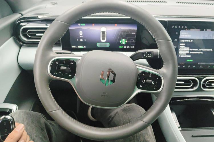 Used Leapmotor C01 2023 525 Comfort Edition Steering Wheel