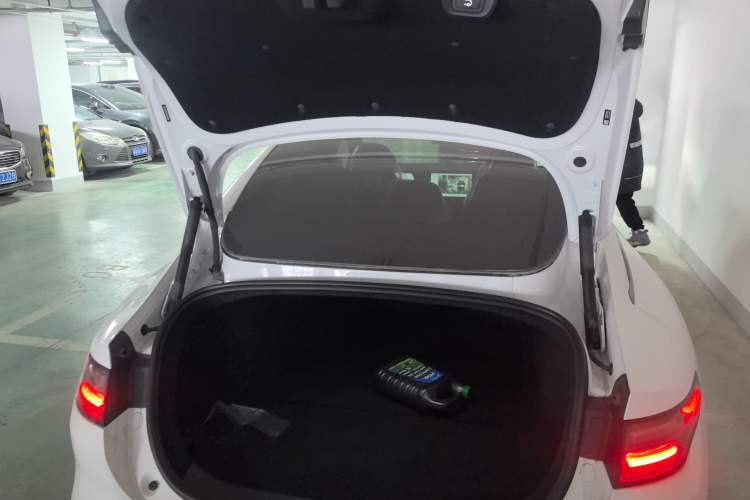 Used Leapmotor C01 2023 630 All-Wheel-Drive Performance Version Trunk