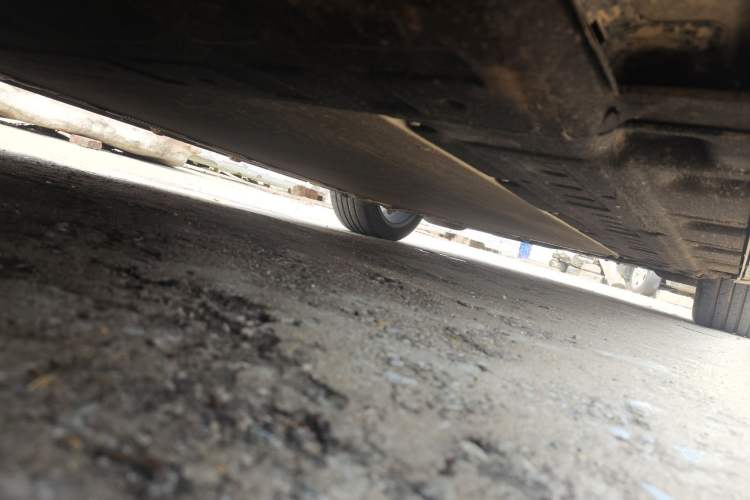 Used Leapmotor C01 2024 Range-Extended 216 Comfort Edition Chassis Rear Right