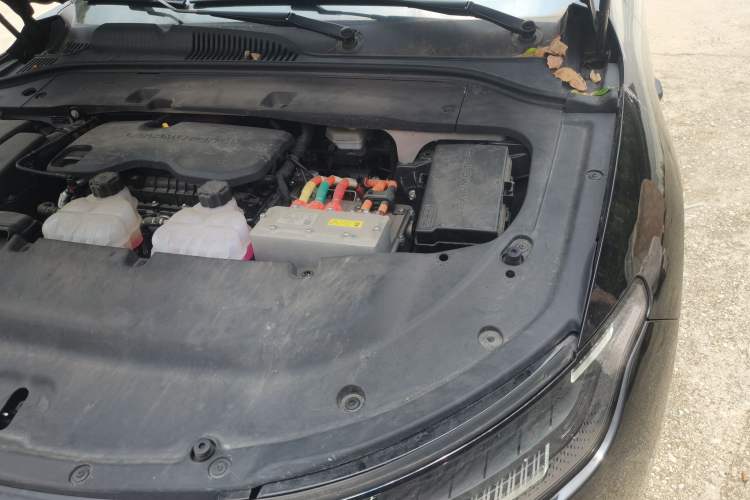 Used Leapmotor C01 2024 Range-Extended 216 Comfort Edition Engine Bay Left