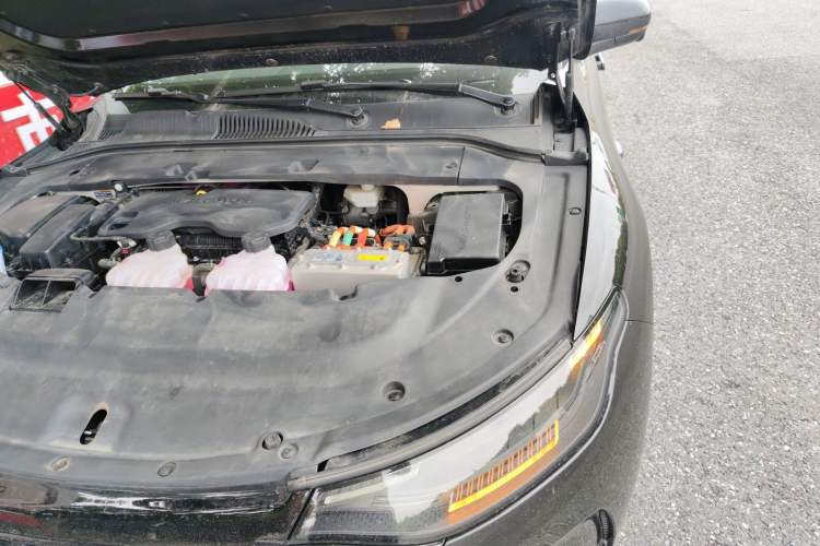 Used Leapmotor C01 2024 Range-Extended 216 Luxury Edition Engine Bay Left