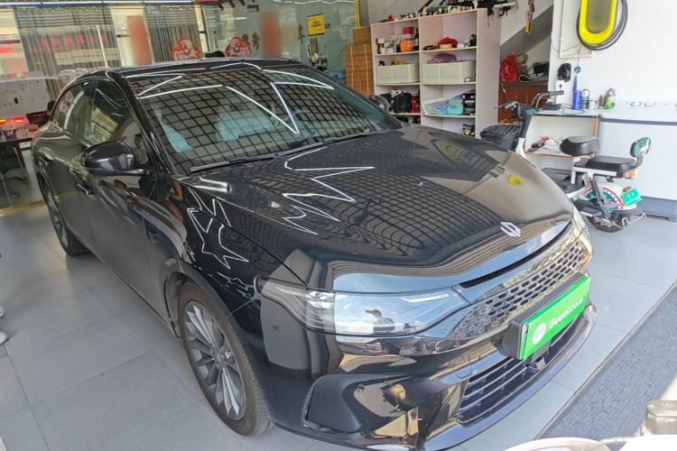 Used Leapmotor C01 2024 Range-Extended 216 Luxury Edition Front Right 45 Deg