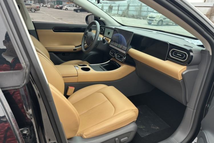Used Leapmotor C01 2024 Pure Electric 525 Smart Drive Edition Interior 4