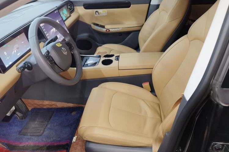 Used Leapmotor C01 2024 All-Electric 625 Deluxe Edition Left Front Seat