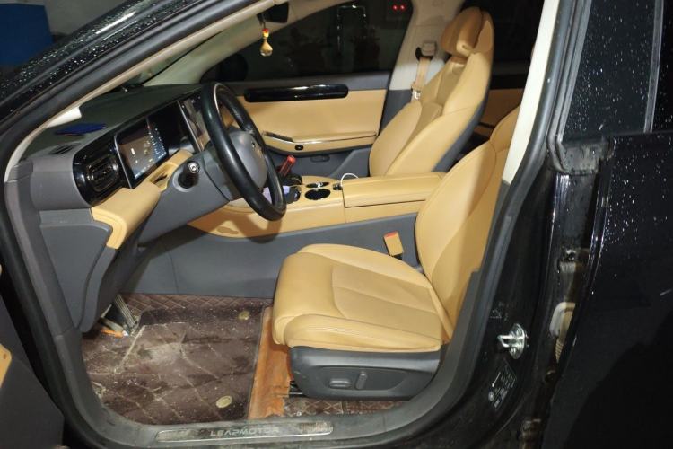 Used Leapmotor C01 2024 Range-Extended 216 Luxury Edition Left Front Seat