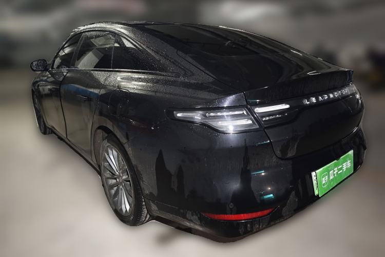 Used Leapmotor C01 2024 Range-Extended 216 Luxury Edition Rear Left 45 Deg