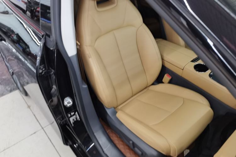 Used Leapmotor C01 2024 All-Electric 625 Deluxe Edition Right Front Seat