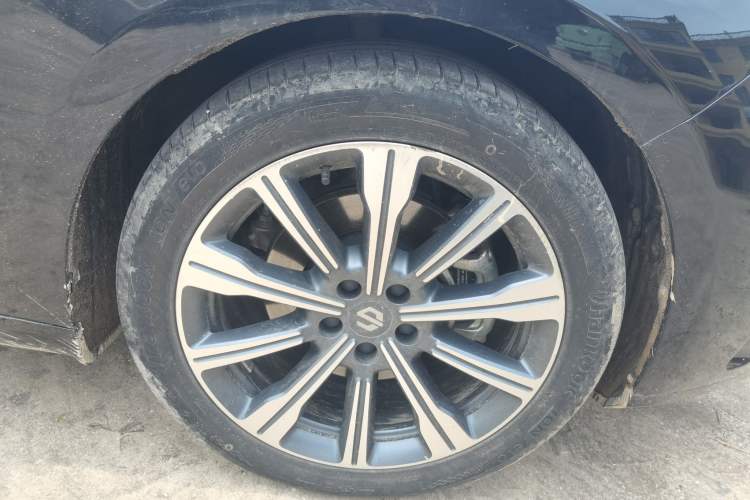 Used Leapmotor C01 2024 Range-Extended 216 Comfort Edition Right Front Wheel Hub