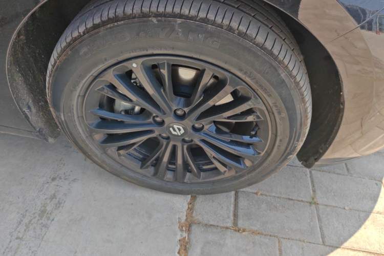 Used Leapmotor C01 2024 Pure Electric 525 Smart Drive Edition Right Front Wheel Hub