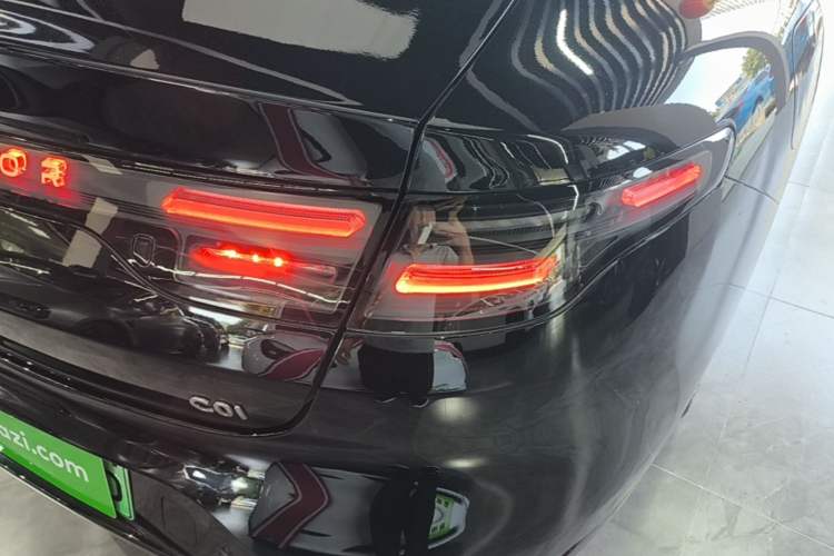 Used Leapmotor C01 2024 Range-Extended 216 Luxury Edition Right Rear Taillight