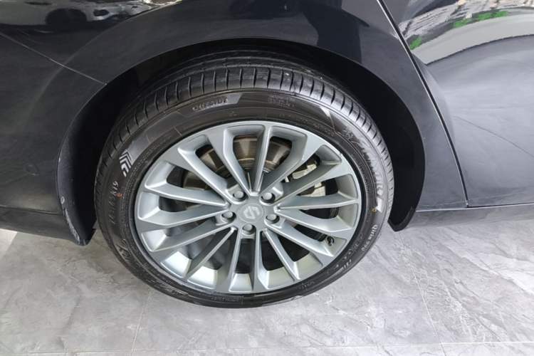 Used Leapmotor C01 2024 Range-Extended 216 Luxury Edition Right Rear Wheel Hub